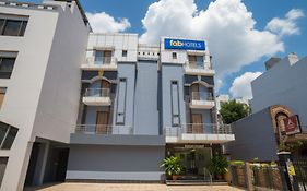 Fabhotel Royal Touch - Patel Nagar